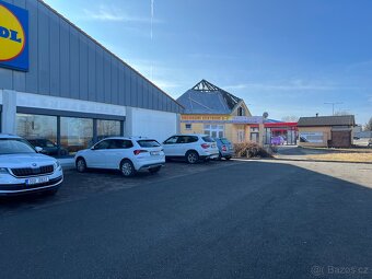 Pronájem. Prodejna,obchodní prostor a sklad - 1