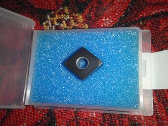 Nová VBD Kyocera CNGA 120408 - dva CBN břity pro tvrdé oceli