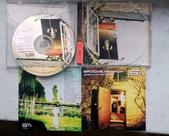 CD Groove Armada + CD ALICE COOPER live jako Nové