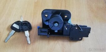 Zámek kufru opel corsa