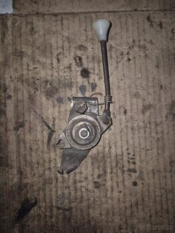 Prodám ovládání sytiče Jawa 500 ohc.