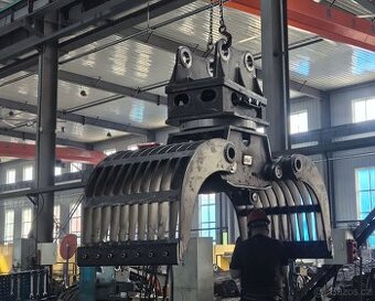 Drapák pro třídění a demolice - 1