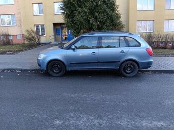 1.9 77kwŠkoda Fabia  VÝHŘEV Tempomat  TAŽNÉ zařízení