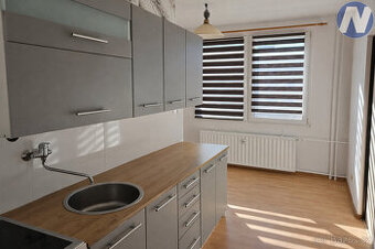 Pronájem bytu 3+1, 83 m2, Volary - 1