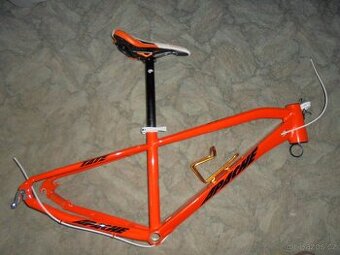 Nový Rám  APACHE TATE  24 er. veľkosť 13,4"