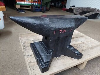 Kovářská kovadlina 79,5kg
