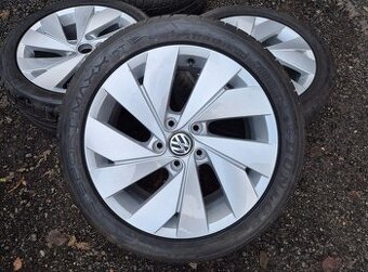 Letní kola Volkswagen Golf 8 R17 Belmont ET51