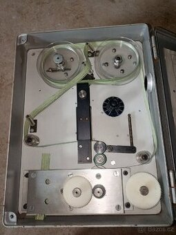 Historické elektromechanické zařízení BRASCHLER & CIE