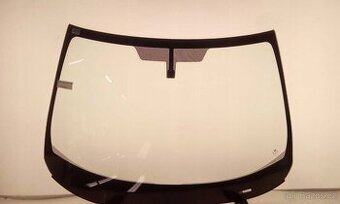 Honda Civic čelní sklo