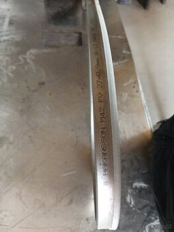 Pilový pás 2450x27x0,9