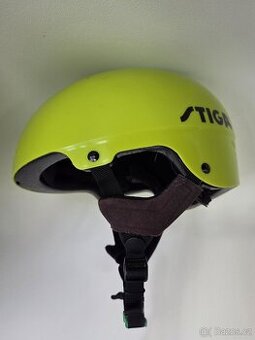 Helma STIGA Play - vel. 56-57 (bike, in-line, skate)