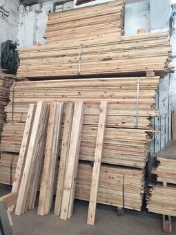 PRODÁM STAVEBNÍ ŘEZIVO - DESKY