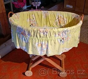 Prodám proutěný koš na miminko