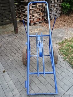 Nový vozík na svářecí autogenovou soupravu