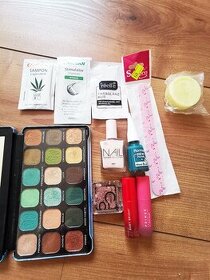 Mix kosmetiky/ make up