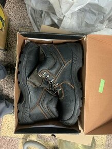 Pracovní kožené boty s ocelovou špičkou, nové, 45 - 1