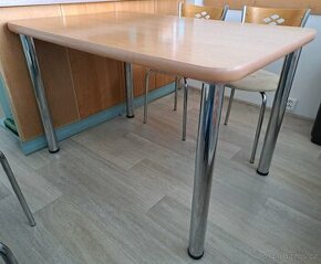Bytelný stůl, 4 židle - 1