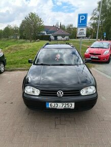 Продам авто Volkswagen Golf универсал