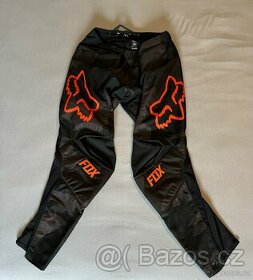 Prodám kalhoty FOX 180 Trev Pant Black Camo - 1