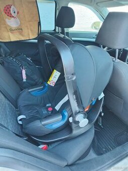 Britax Romer Baby Safe 2 - i SIZE + základna