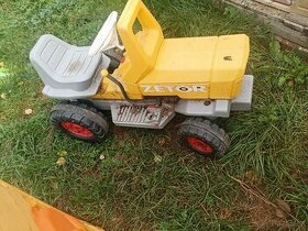 Elektrický traktor Zetor