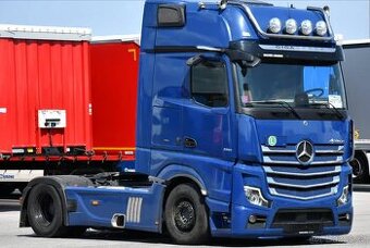 Mercedes Benz Tahač návěsu Actros 1851 2021