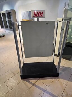 Regál – vybavení prodejny – likvidace č. 020