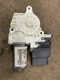Motor stahovacího mechanismu Golf 4, Bora, Leon LZ