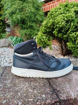 Nike Obuv Court Vision Mid