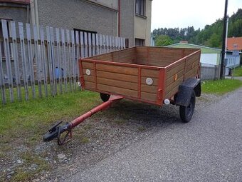 přívěsný vozík za osobní auto