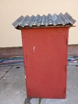 Skříň na 2 PB bomby 33 kg