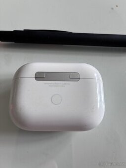 AirPods pro 1 gen. A 2190