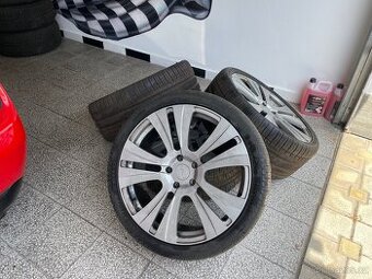 Alu sada 22 ´´5x127 jeep,Dodge durangi,Fiat freemont