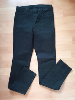 Dámské černé rifle zn. C&A nové vel. 34/XS
