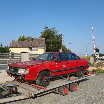 Audi 5000 (100)