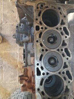 Polomotor euro 5 na Ford Transit r. 2012