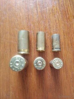 Nábojnice 9mm, .45 auto, 7.65 Browning .32 ACP
