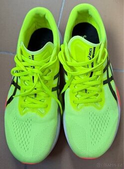 Běžecké boty Asics Metaspeed 4 Paris vel. 44,5 zanovní