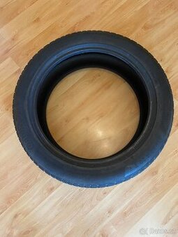 Continental 235/50 R20