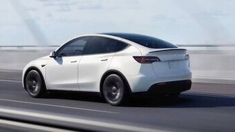 BOLT TESLA BRNO / NÁBOR ŘIDIČŮ /