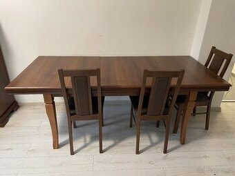 Sleva Jídelní rozkládací stůl Sleva