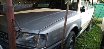 PRODÁM RENAULT 21 RX 2.2 81KW ROK 87