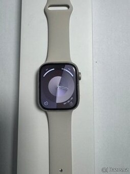 Apple Watch 8 45mm kondice baterie 100% poškrabané sklíčko s