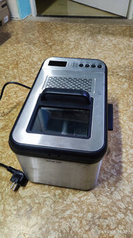 Prodám fritézu Sencor SFR 8200SS