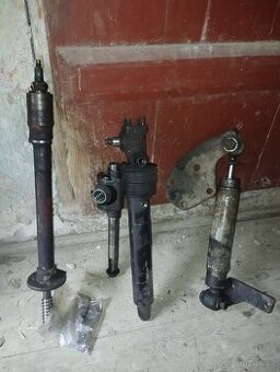 Posilovač Řízení plus díly na fotce Zetor