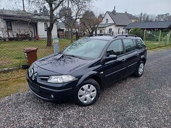1. MAJITEL...Renault Megane 1.6 16V rok 2009
