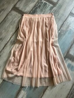 Krásná tylová sukně z HM velikost 38
