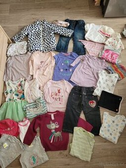 Pěkný balíček 28ks na holčičku,cena za vše ,86/92