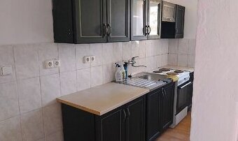 Prodej bytu 3+1 56 m², Sněhov u Malé Skály.