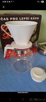 Dortová forma,zapékací misky,konvice SIMAX,talíř do mikro.